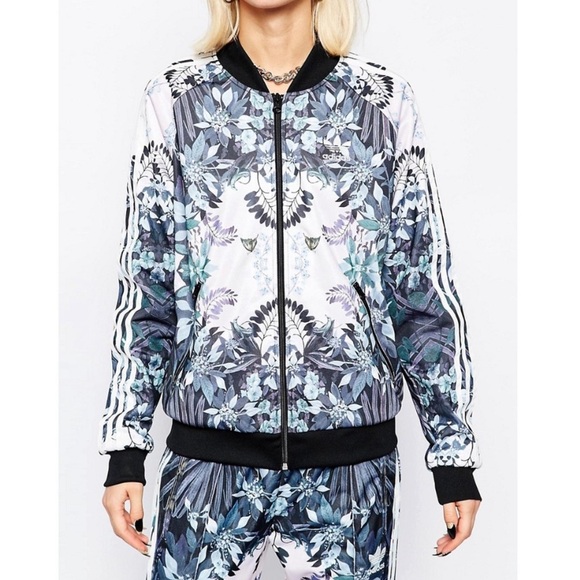 Adidas Originals Florera Ice Floral Superstar Track Jacket Sz XS - Picture 1 of 10
